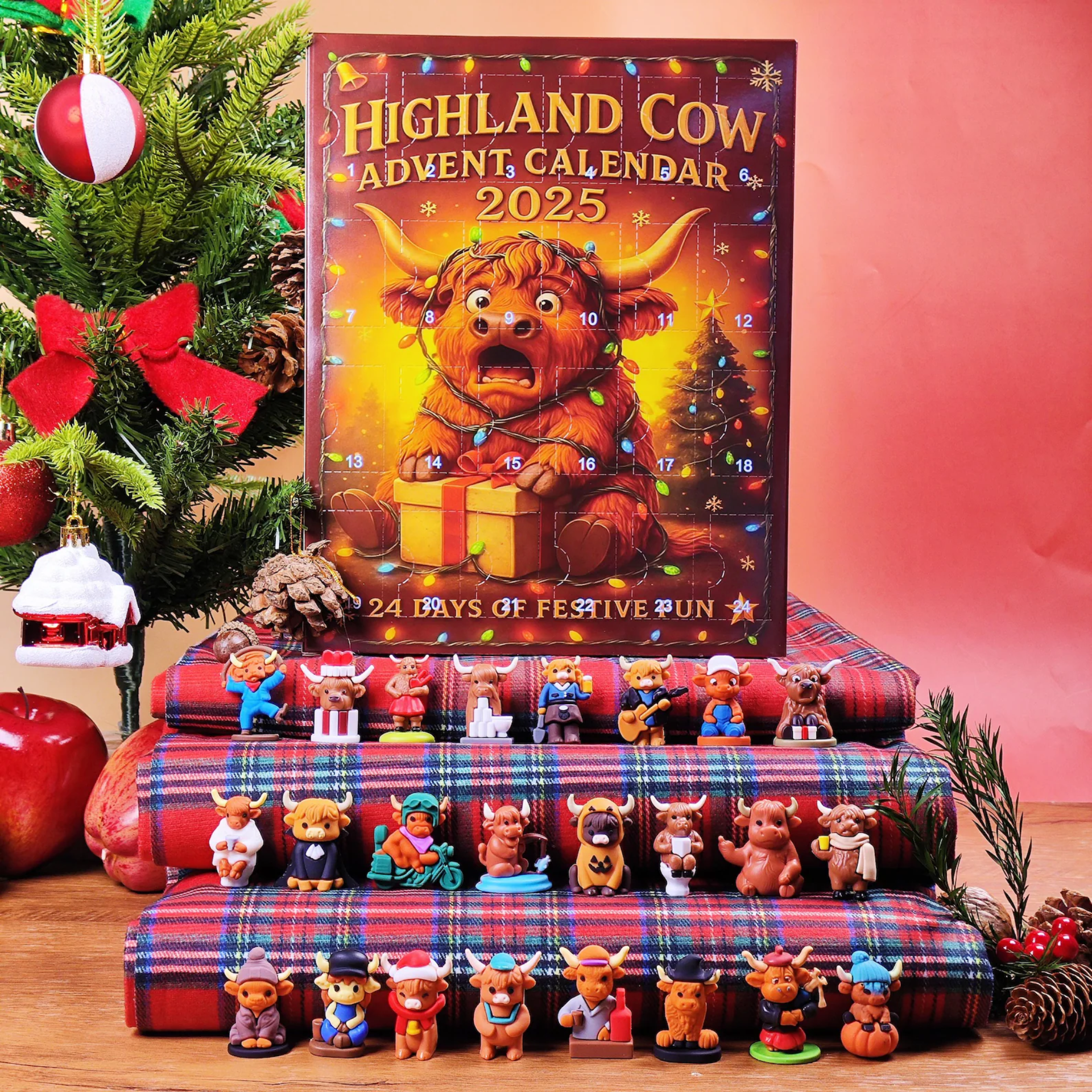 Highland Cow Advent Calendar: 24 Christmas figurines